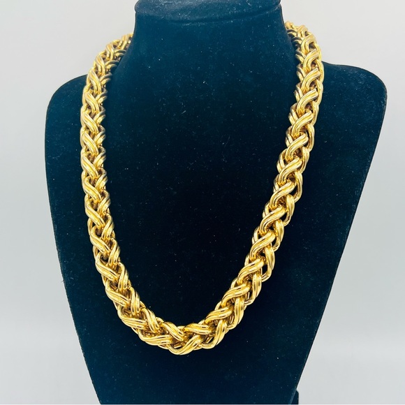 Thick vintage MONET round weave gold chain necklace 18” chunky heavy! - Picture 3 of 11